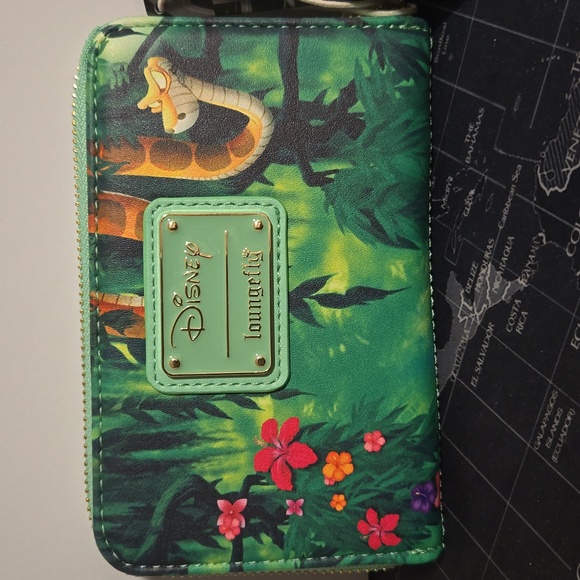 BNWT LoungeFly Disney Jungle book Zip around wallet - Picture 3 of 8